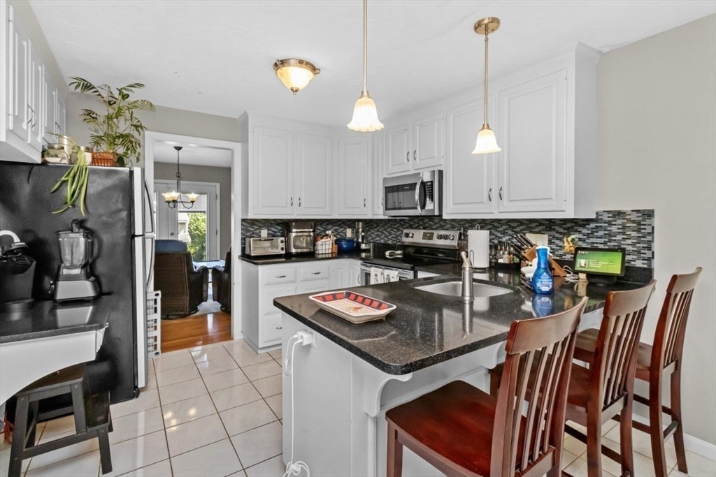 28 Pemberton St #B, Walpole, MA, 28 Pemberton St #B, Walpole, MA Photo #9