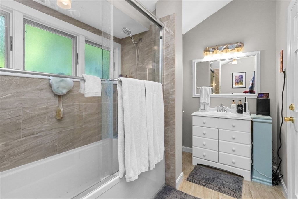 28 Pemberton St #B, Walpole, MA, 28 Pemberton St #B, Walpole, MA Photo #20