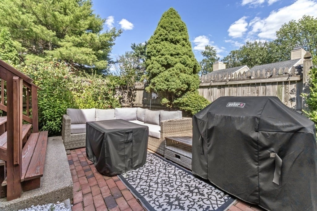 28 Pemberton St #B, Walpole, MA, 28 Pemberton St #B, Walpole, MA Photo #24