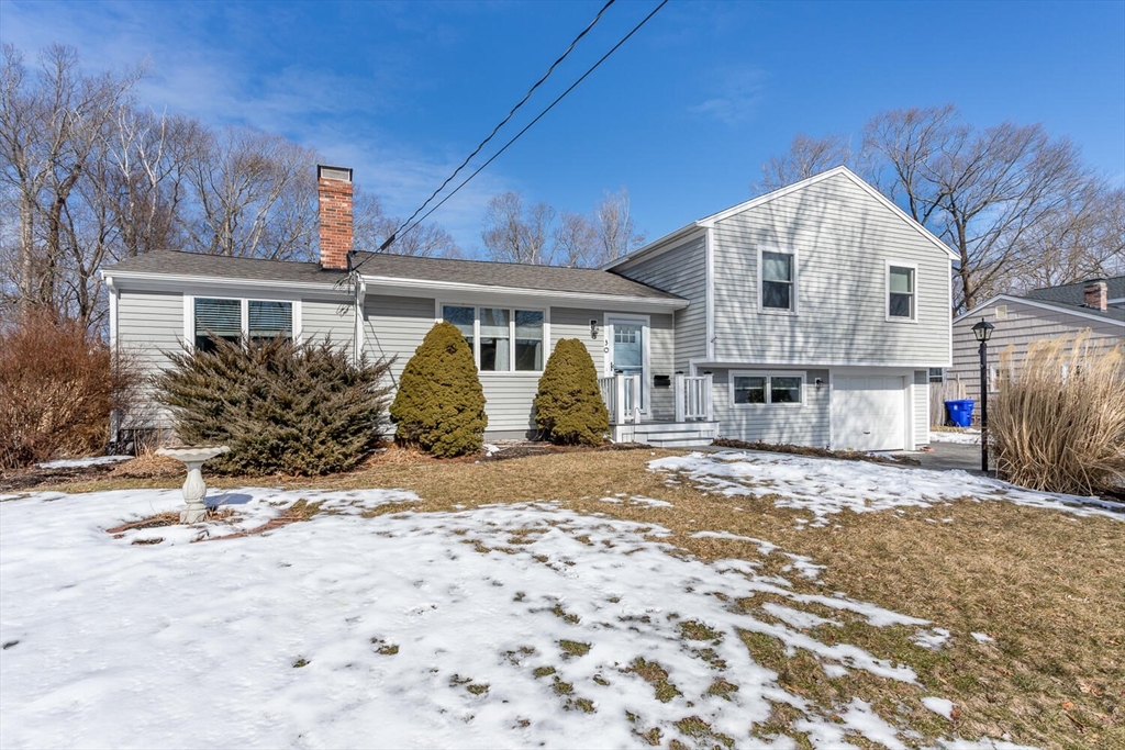 30 Buffington St