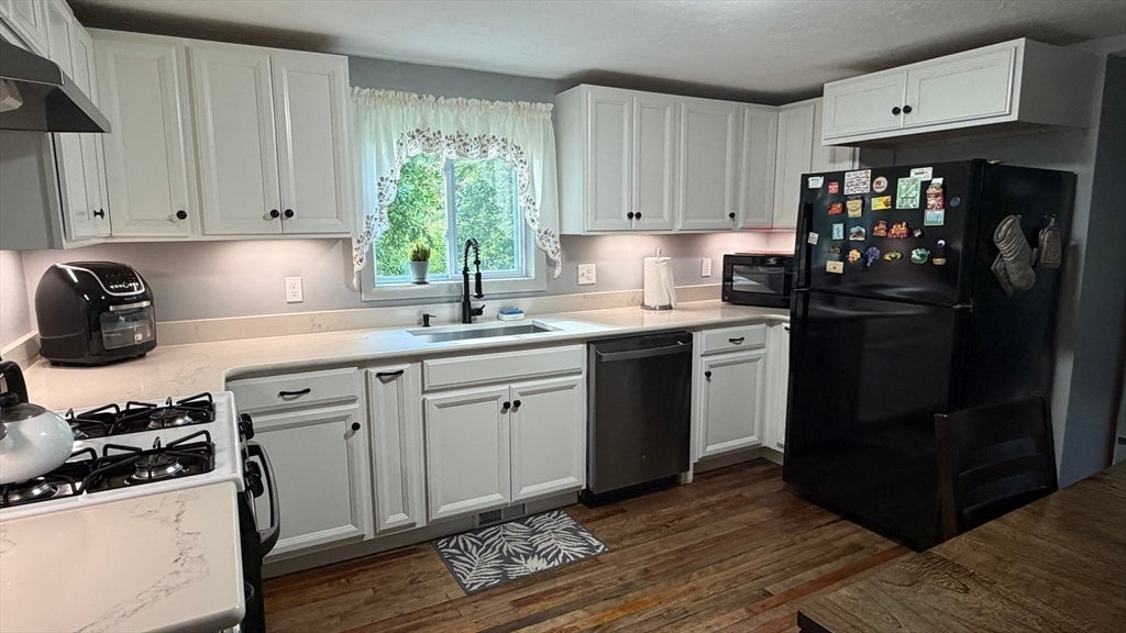 142 W Main St, Spencer, MA, 142 W Main St, Spencer, MA Photo #12