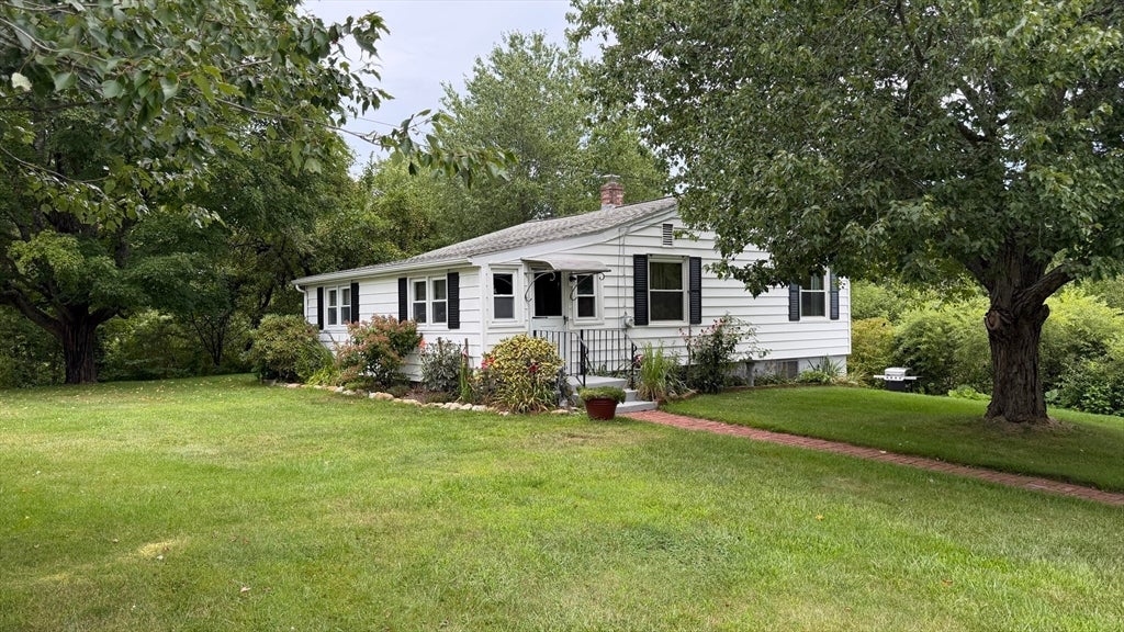 142 W Main St, Spencer, MA, 142 W Main St, Spencer, MA Photo #1