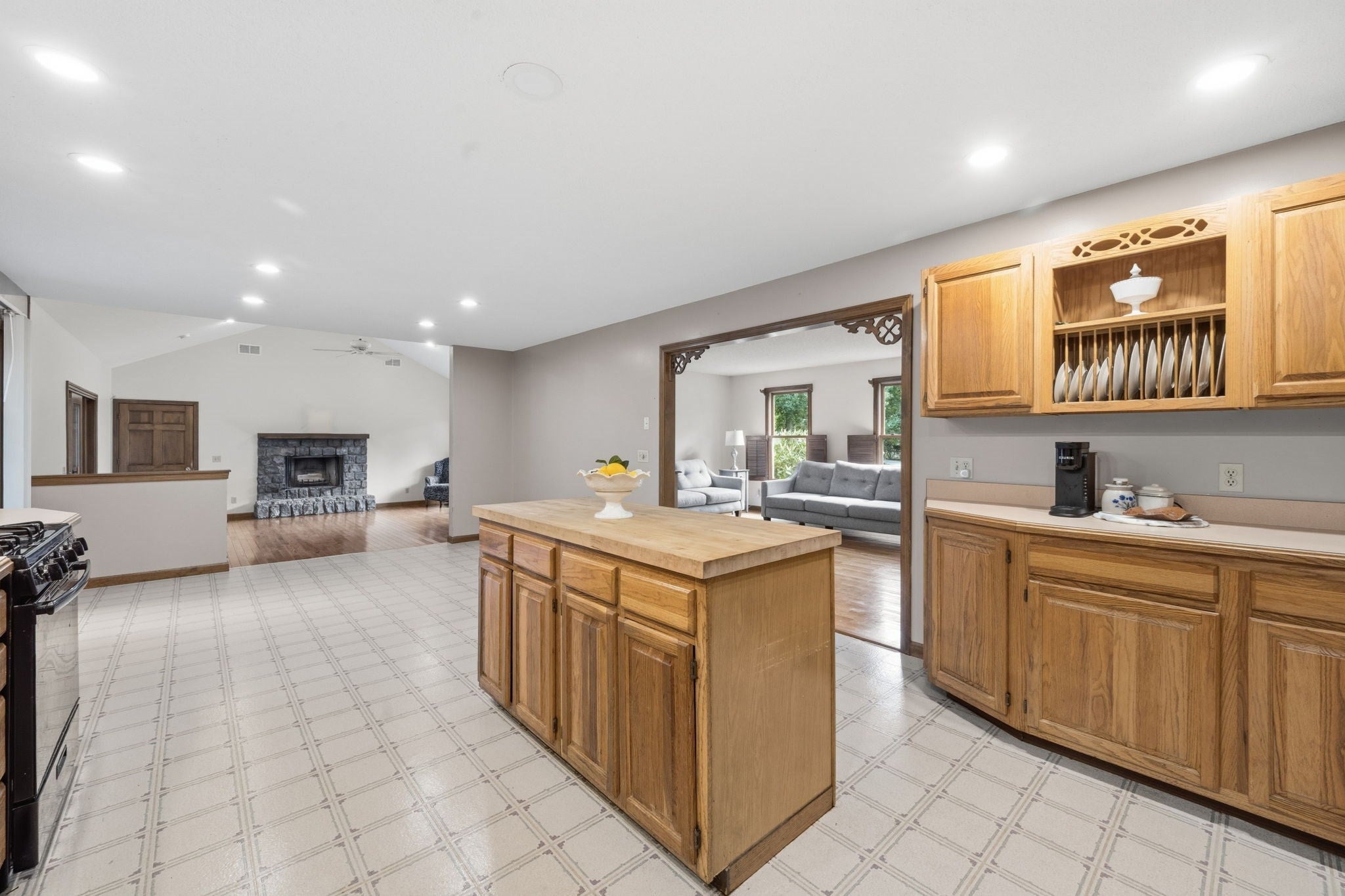 22 Grassy Meadow Rd, Wilbraham, MA, 22 Grassy Meadow Rd, Wilbraham, MA Photo #12