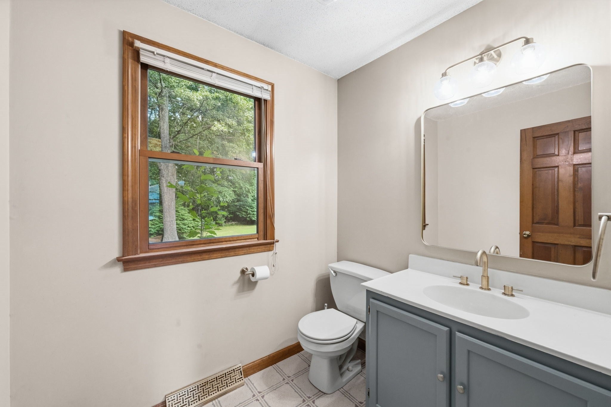 22 Grassy Meadow Rd, Wilbraham, MA, 22 Grassy Meadow Rd, Wilbraham, MA Photo #27