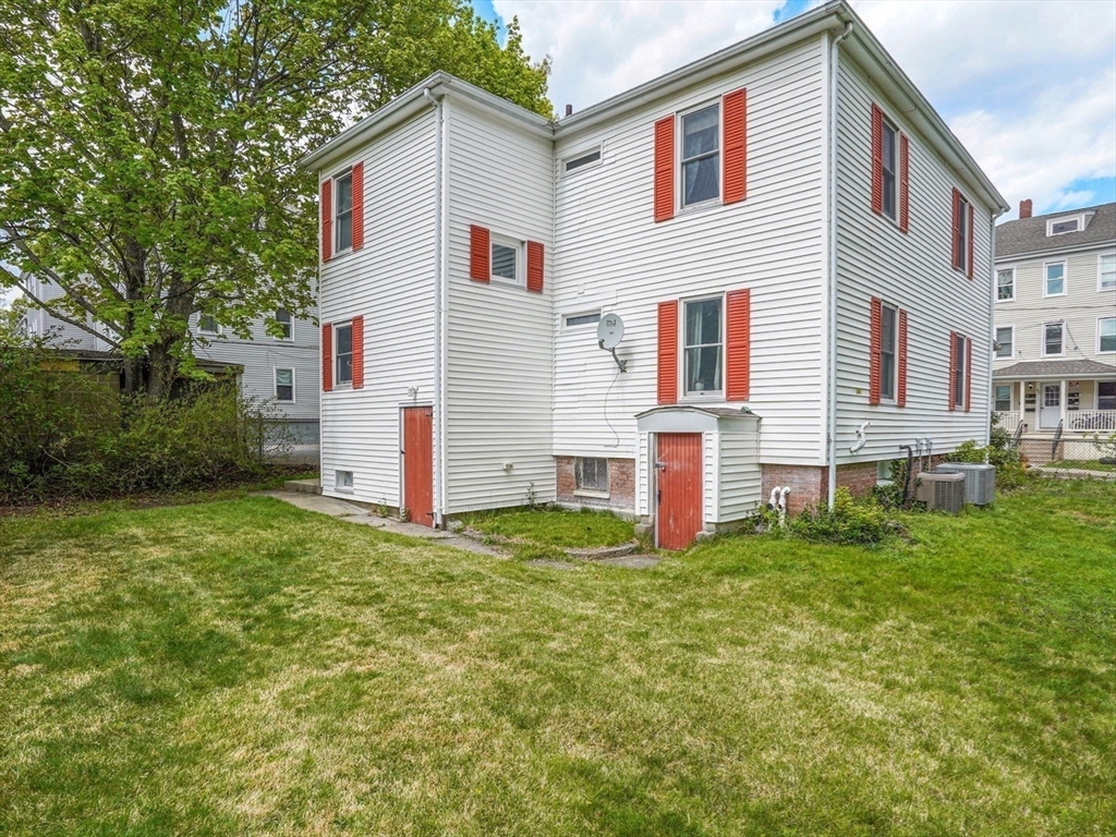 21 Forest Avenue Ct