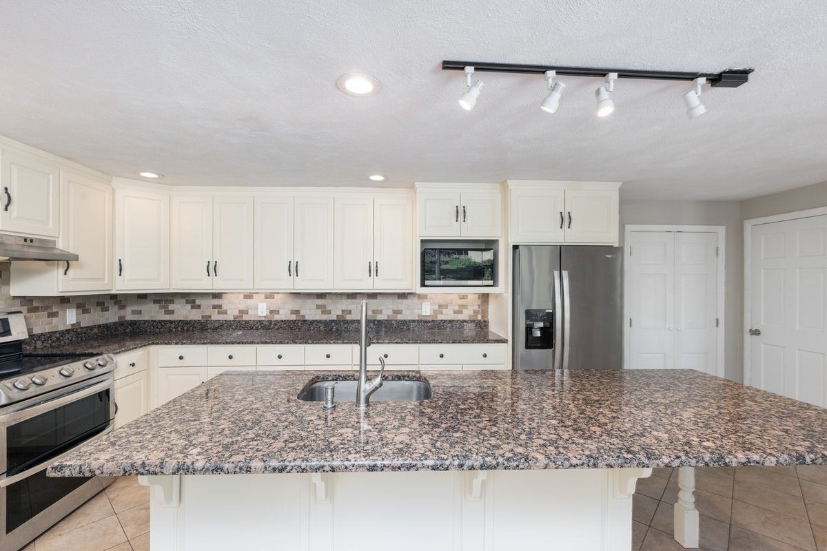 24 Silvermine Road, Boxford, MA, 24 Silvermine Road, Boxford, MA Photo #8