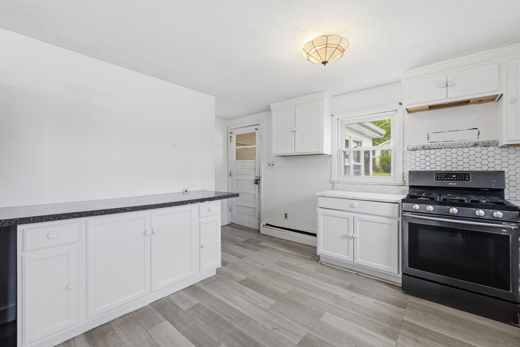 95 Lillian Ter