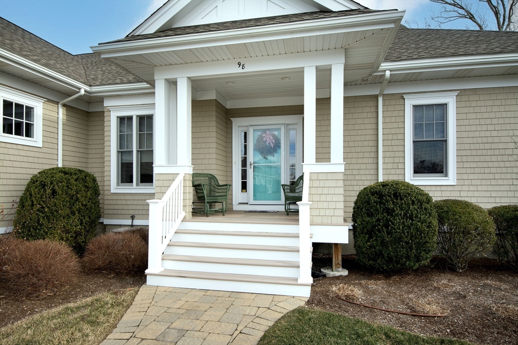 98 Chittenden Lane 98
