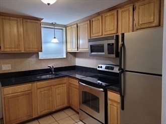 623 Cummins Hwy B