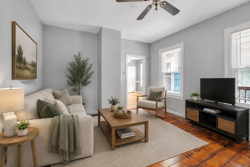 28 Institute St, Fitchburg, MA, 28 Institute St, Fitchburg, MA Photo #6