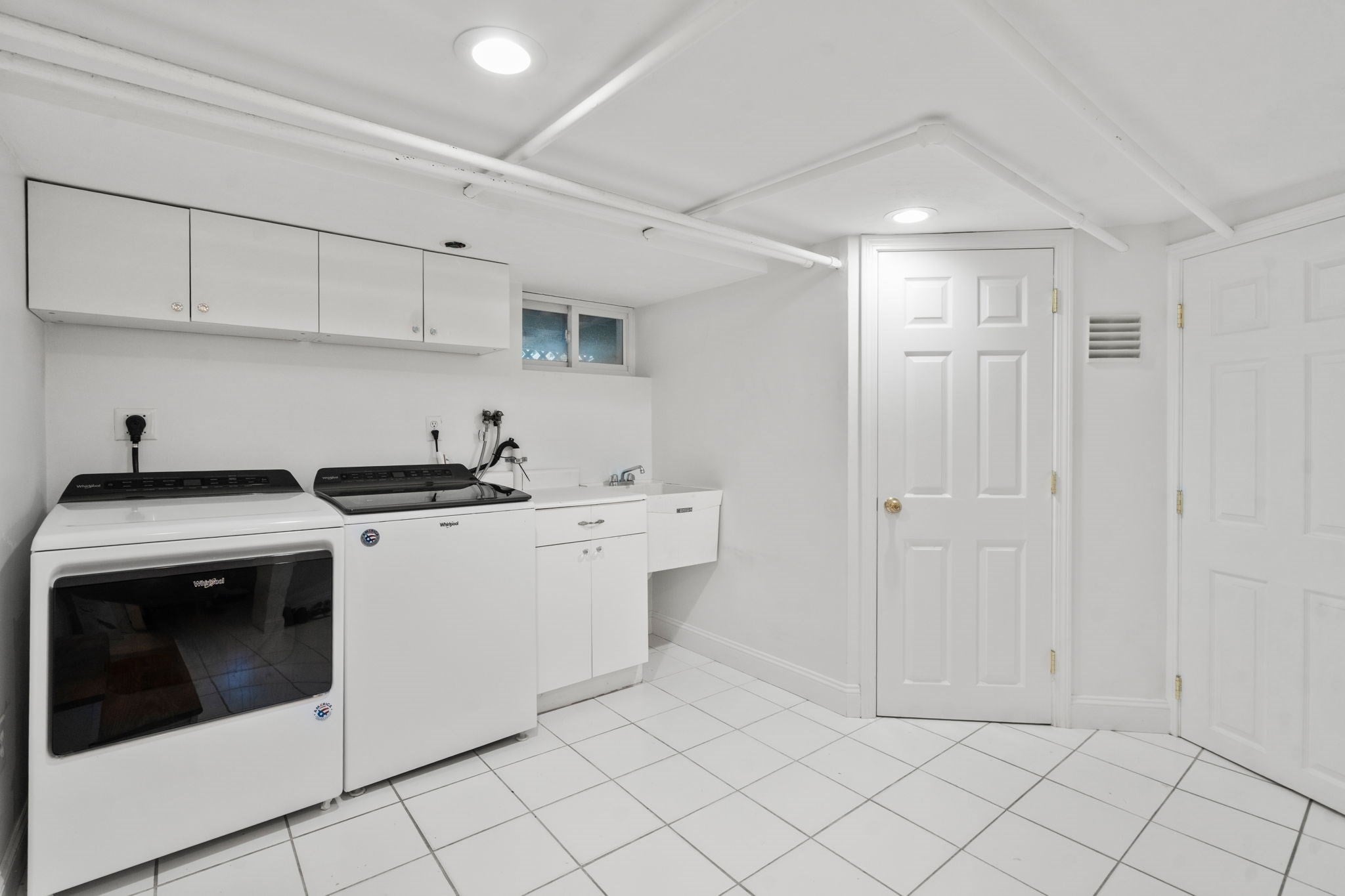 164 Common St, Belmont, MA, 164 Common St, Belmont, MA Photo #17