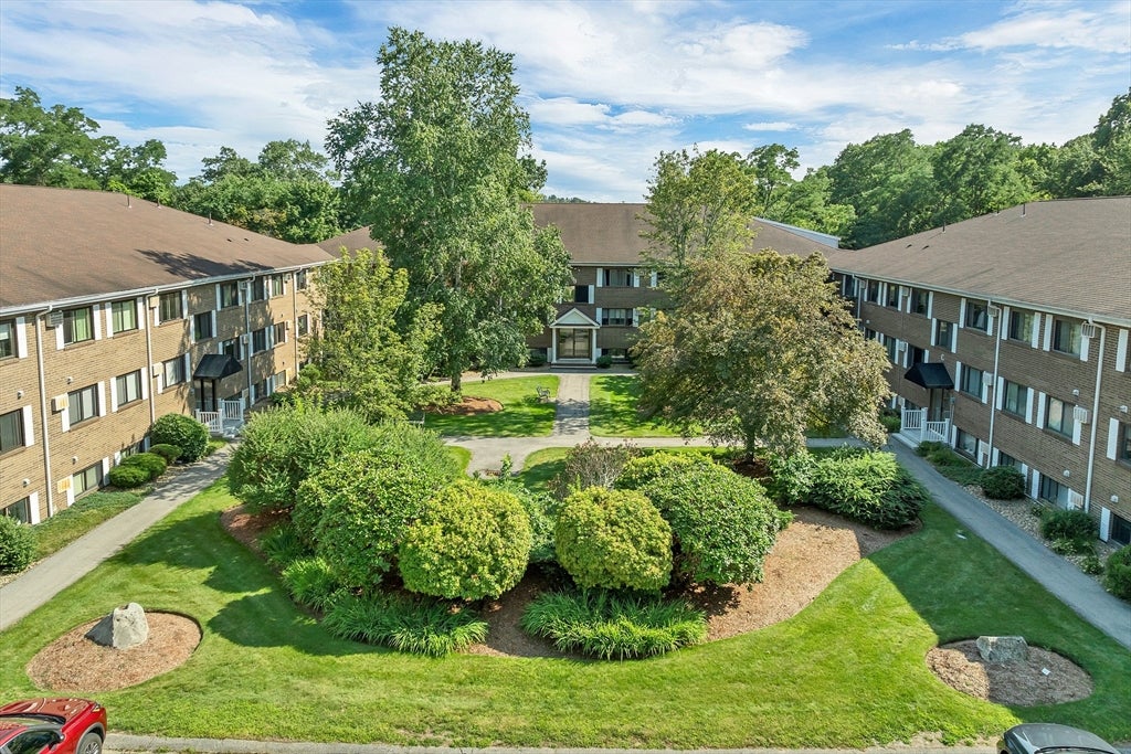 Photo of 45 Macy Street, Amesbury, MA