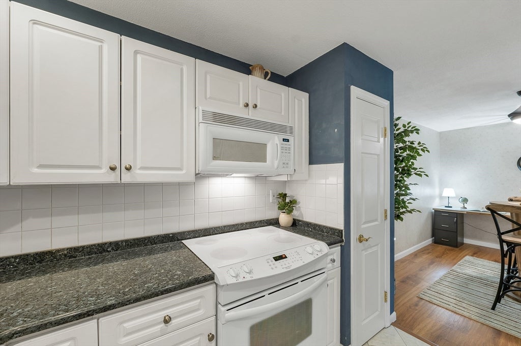 45 Macy Street #207B, Amesbury, MA, 45 Macy Street #207B, Amesbury, MA Photo #15
