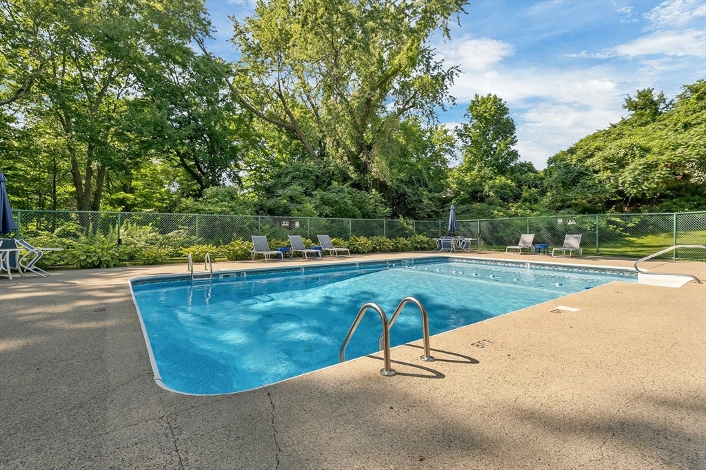 45 Macy Street #207B, Amesbury, MA, 45 Macy Street #207B, Amesbury, MA Photo #32