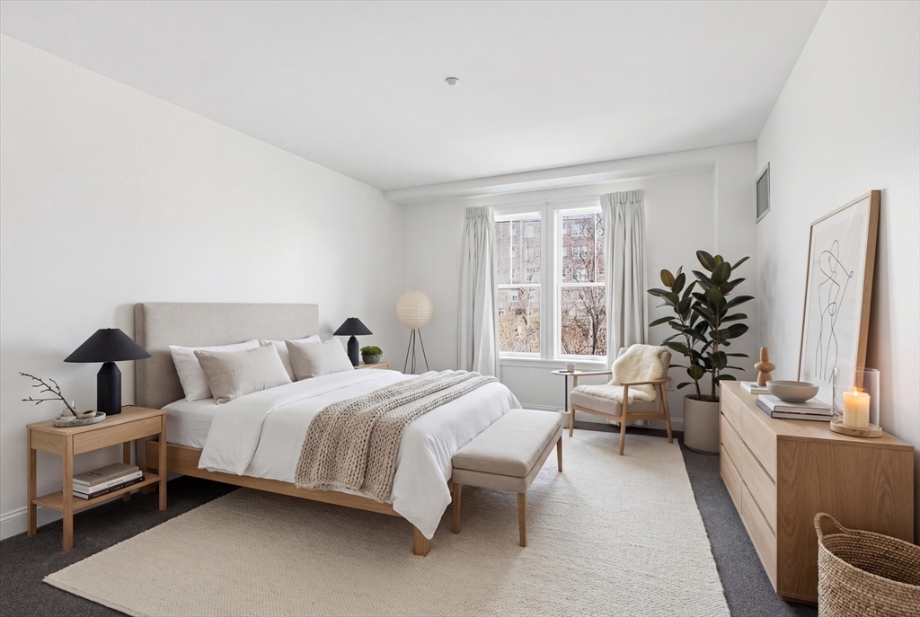 2-14 Saint Paul St 403