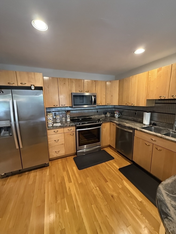 14 Baldwin Dr 14