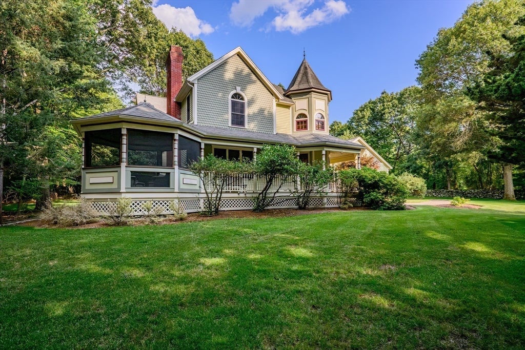 5 Captain Harris Dr