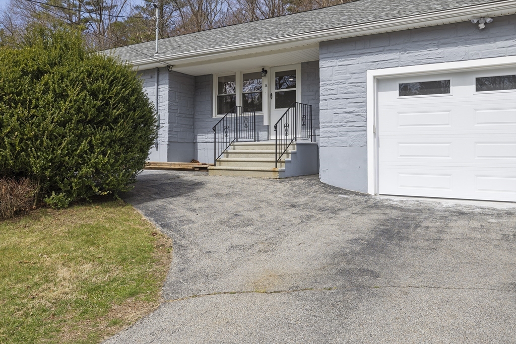 38 William Ward St
