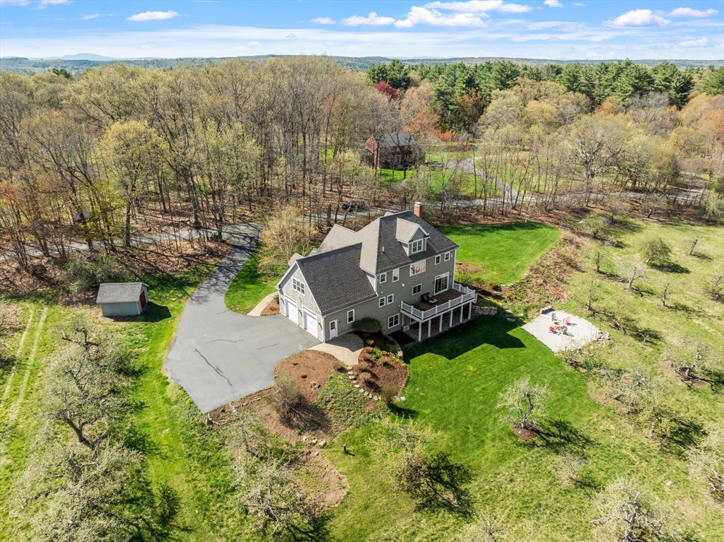 81 Annie Moore Rd