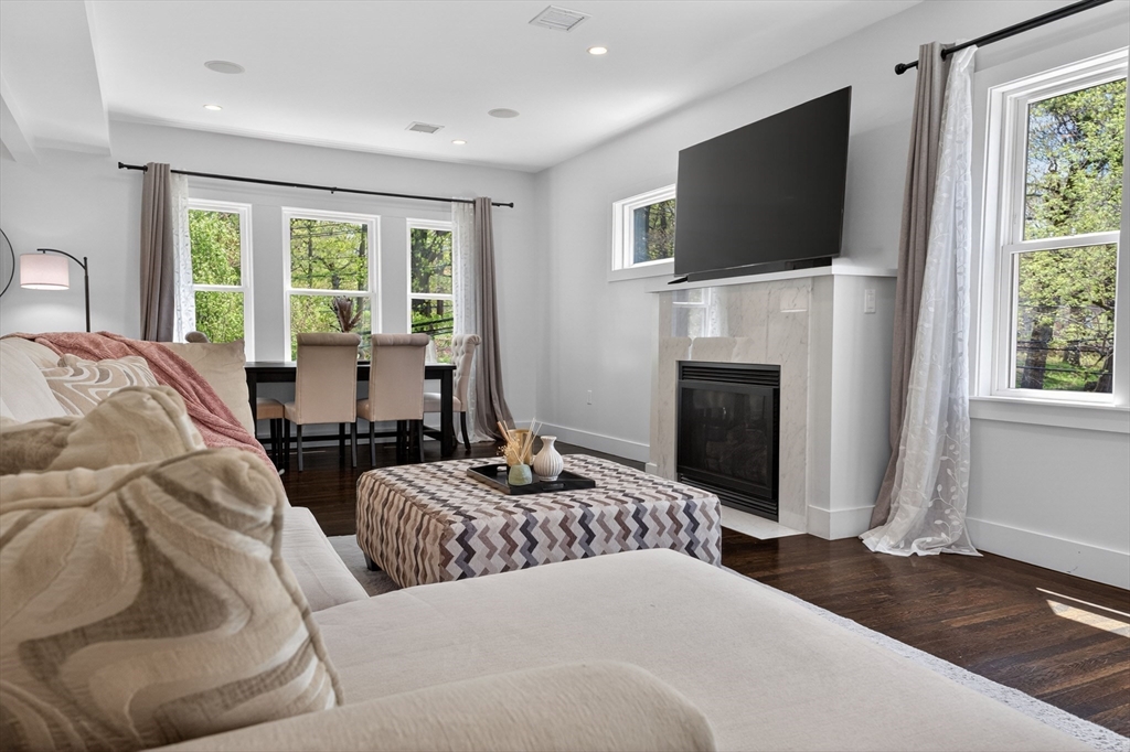 319 Forest Hills Street #2, Boston, MA Photo #4