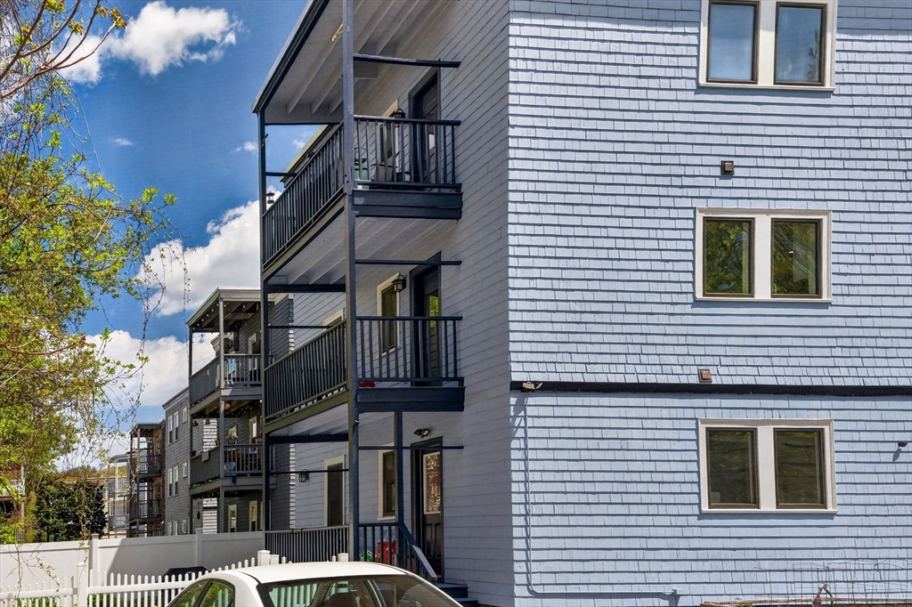319 Forest Hills Street #2, Boston, MA Photo #26