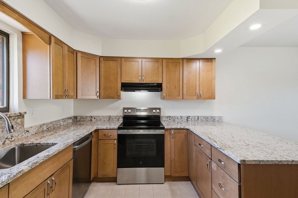 117 Beekman Drive #117, Agawam, MA, 117 Beekman Drive #117, Agawam, MA Photo #9
