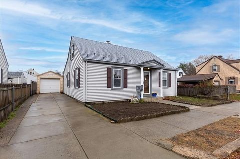 Photo of 66 State St, Pawtucket, RI 02861 (MLS # 73462735)