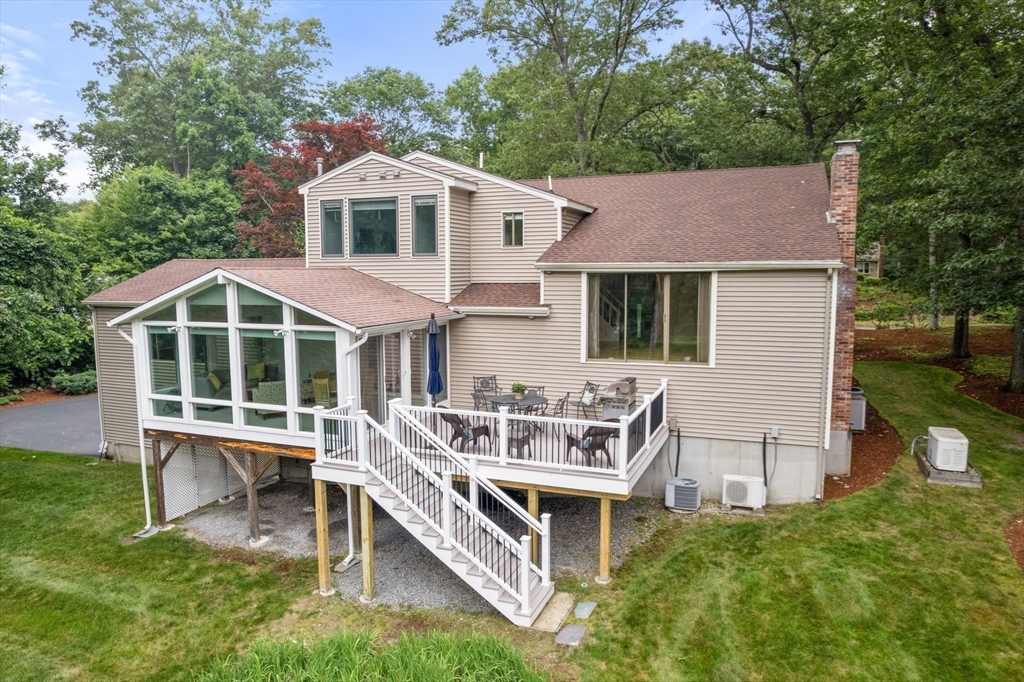 18 Juniper Ln