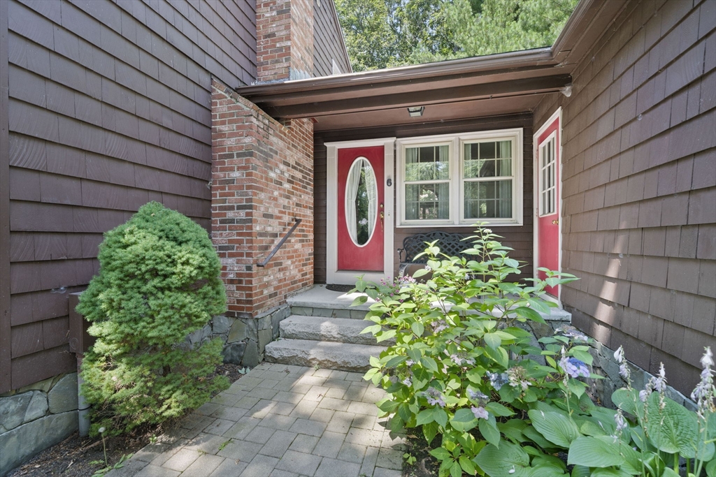 6 Morningside Ln