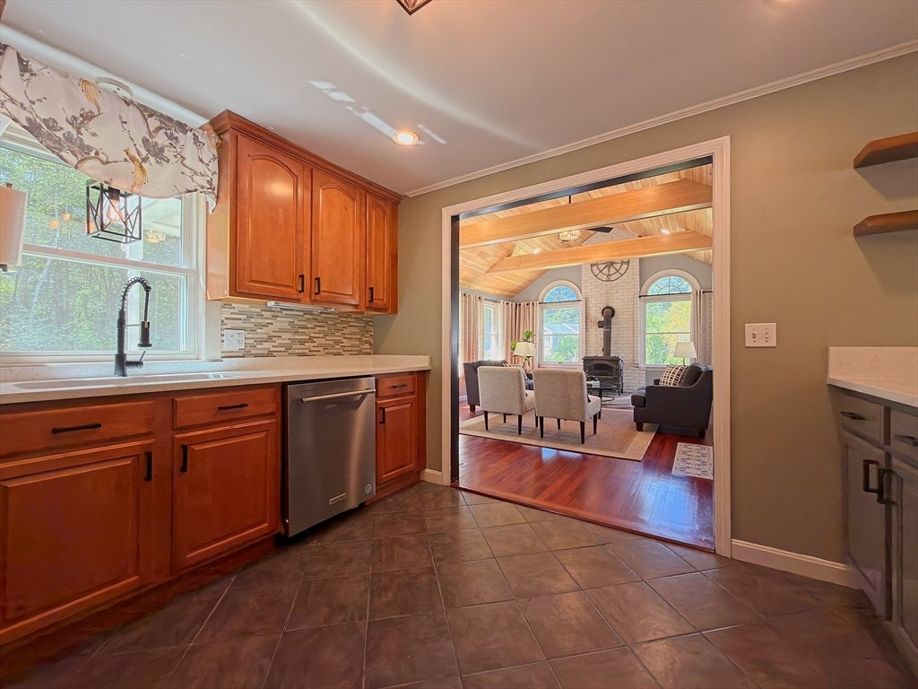 476 Pelham Rd