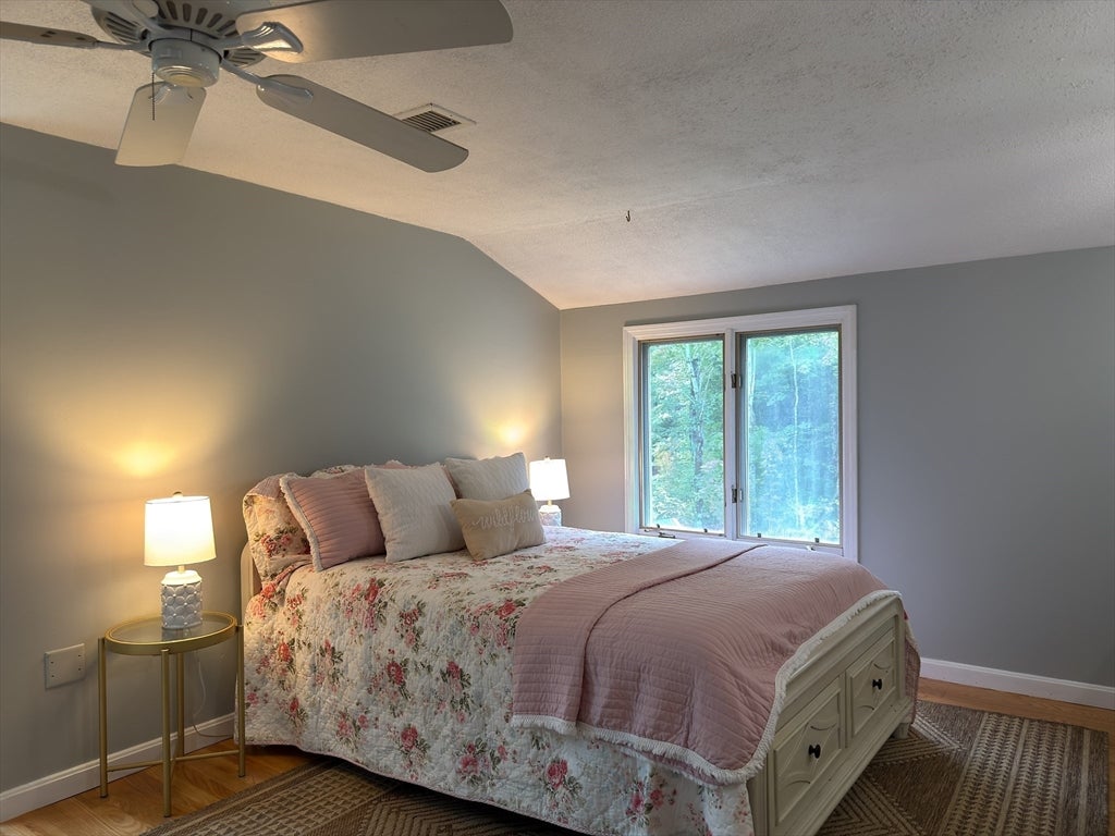 476 Pelham Rd, Dracut, MA, 476 Pelham Rd, Dracut, MA Photo #12