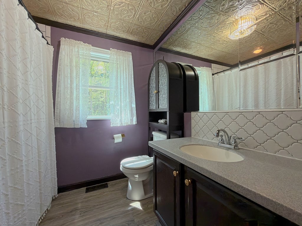 476 Pelham Rd, Dracut, MA, 476 Pelham Rd, Dracut, MA Photo #20