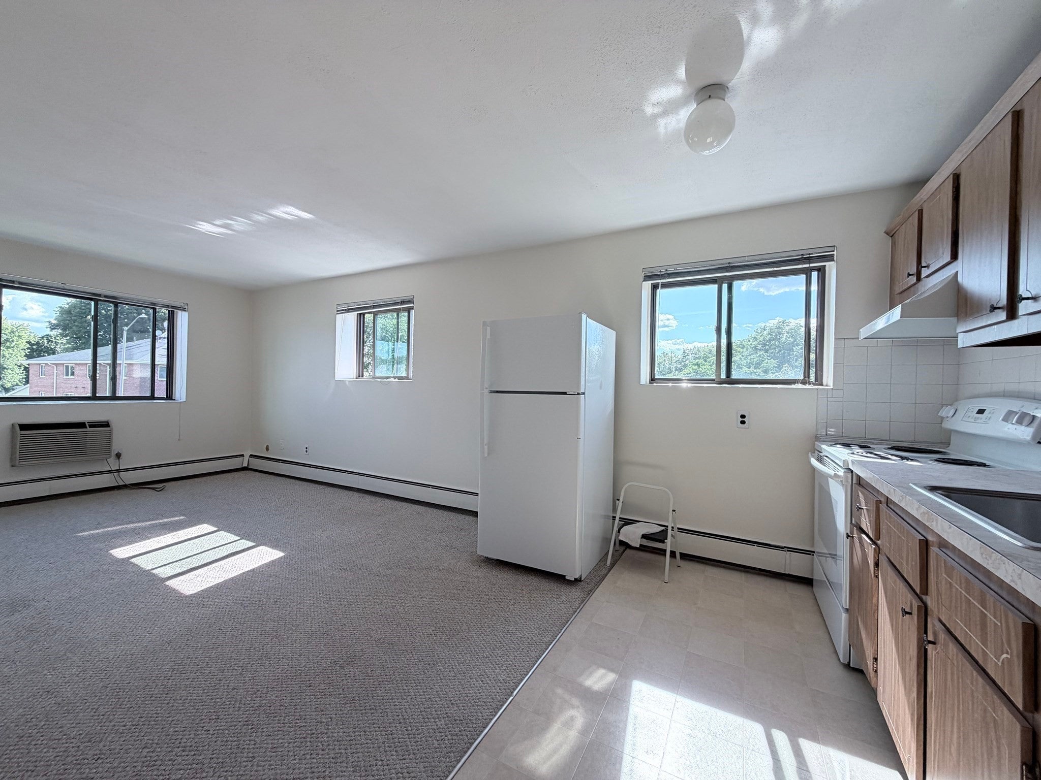 Photo of 192 Salem St, Medford, MA