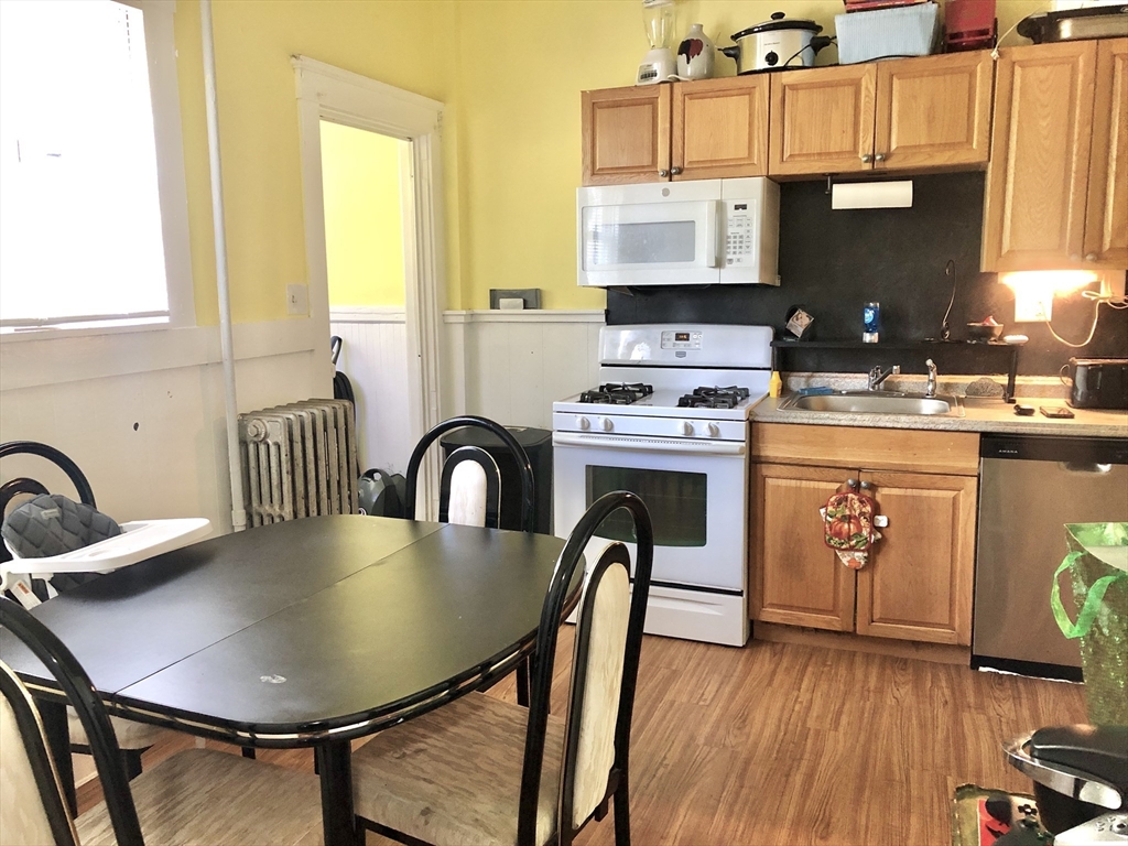 20-22 Hedge Rd