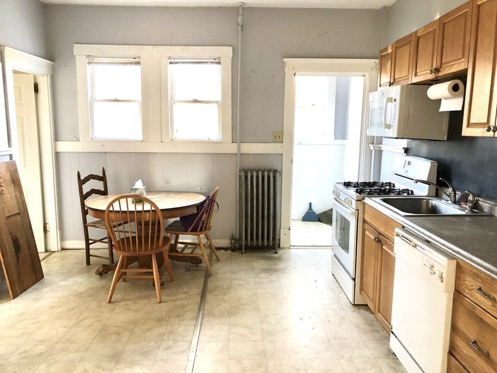 20-22 Hedge Rd