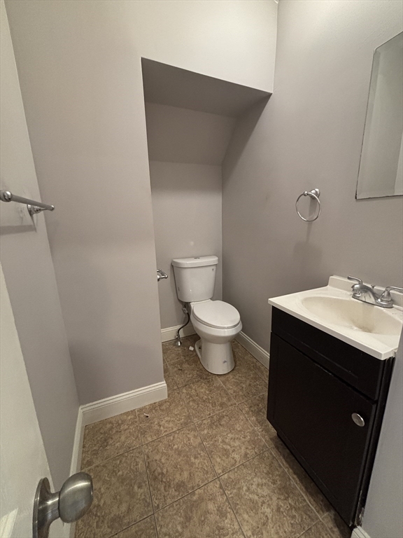 713 Metropolitan Ave #2, Boston, MA Photo #9
