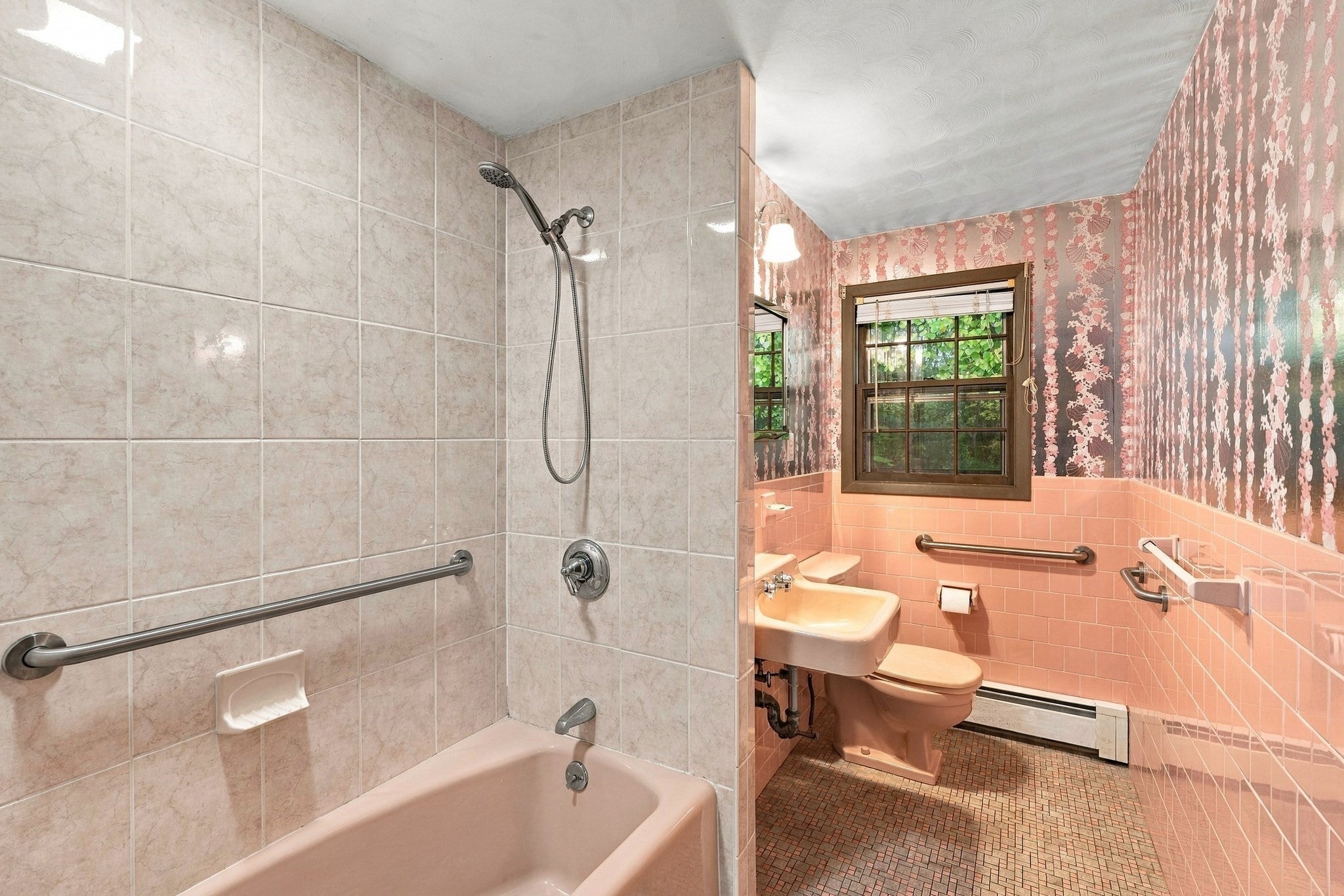 8 Trinity St, Danvers, MA, 8 Trinity St, Danvers, MA Photo #26