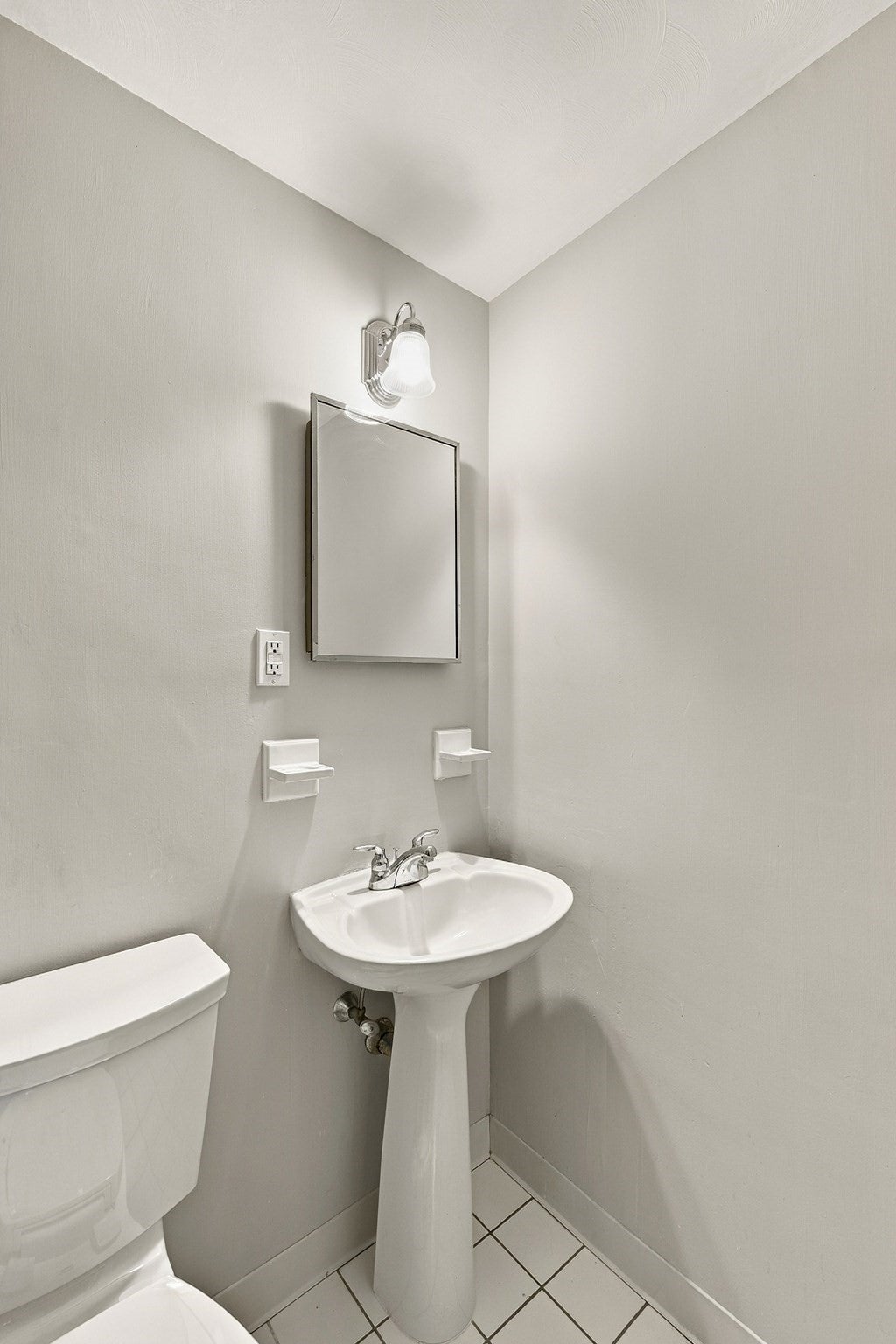 8 Trinity St, Danvers, MA, 8 Trinity St, Danvers, MA Photo #33