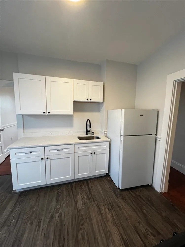 765 Broadway #10, Everett, MA, 765 Broadway #10, Everett, MA Photo #4