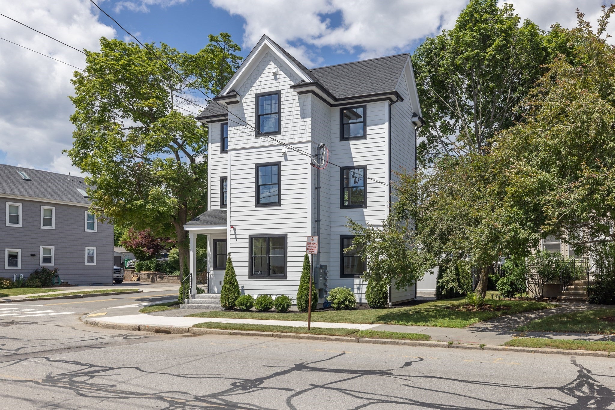 43 Crafts St #1, Newton, MA Photo #1