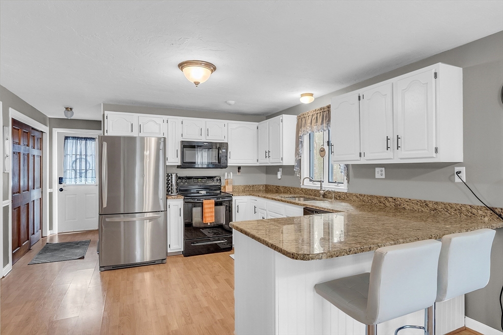7 Glen Ellen Ln