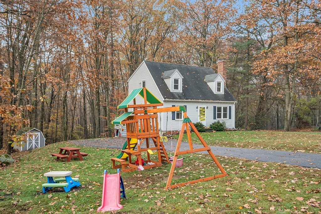 7 Glen Ellen Ln