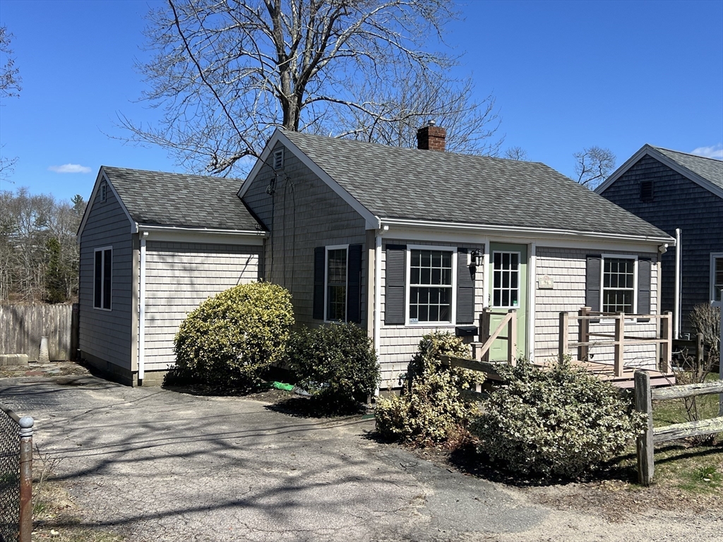 96 Circuit Ave