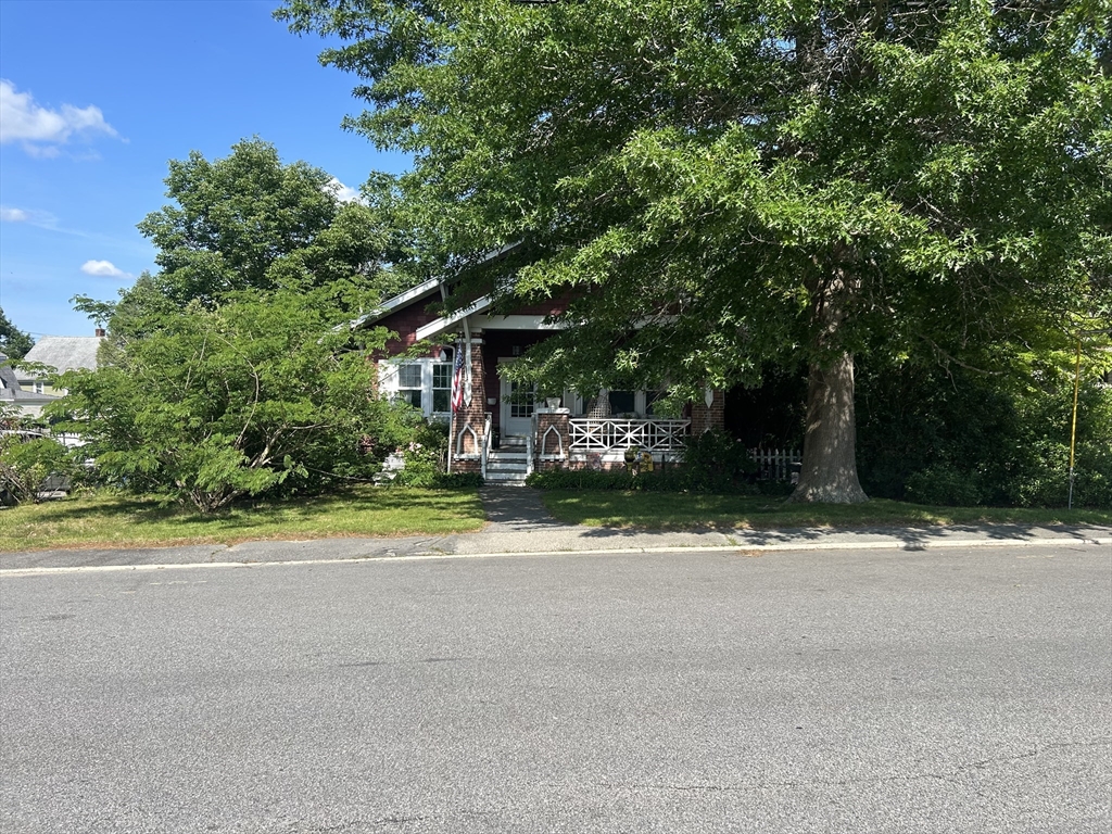 221 Summer Street
