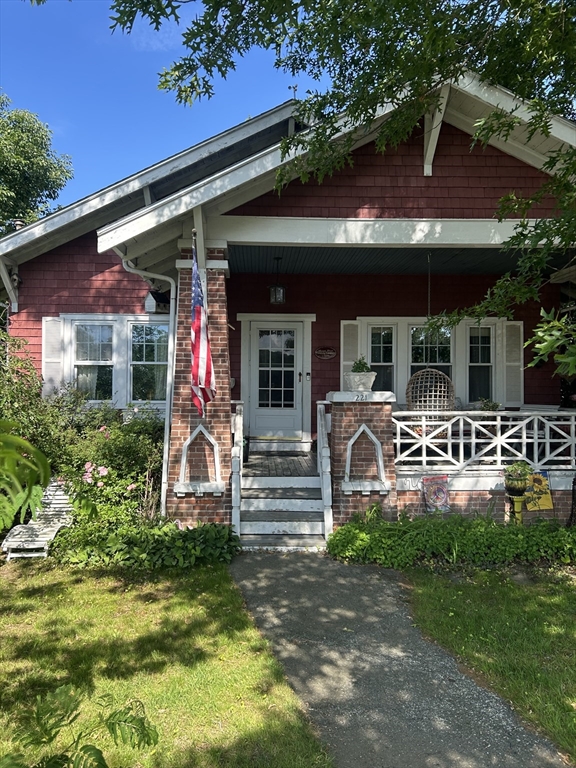 221 Summer Street