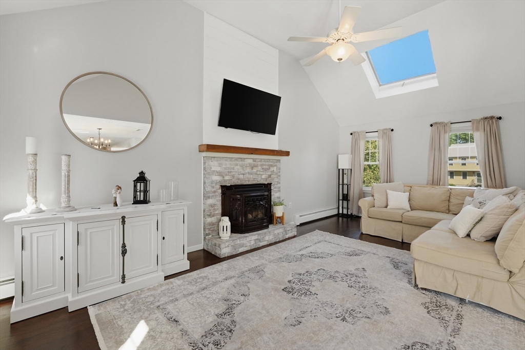 4 Tracy Ann Drive
