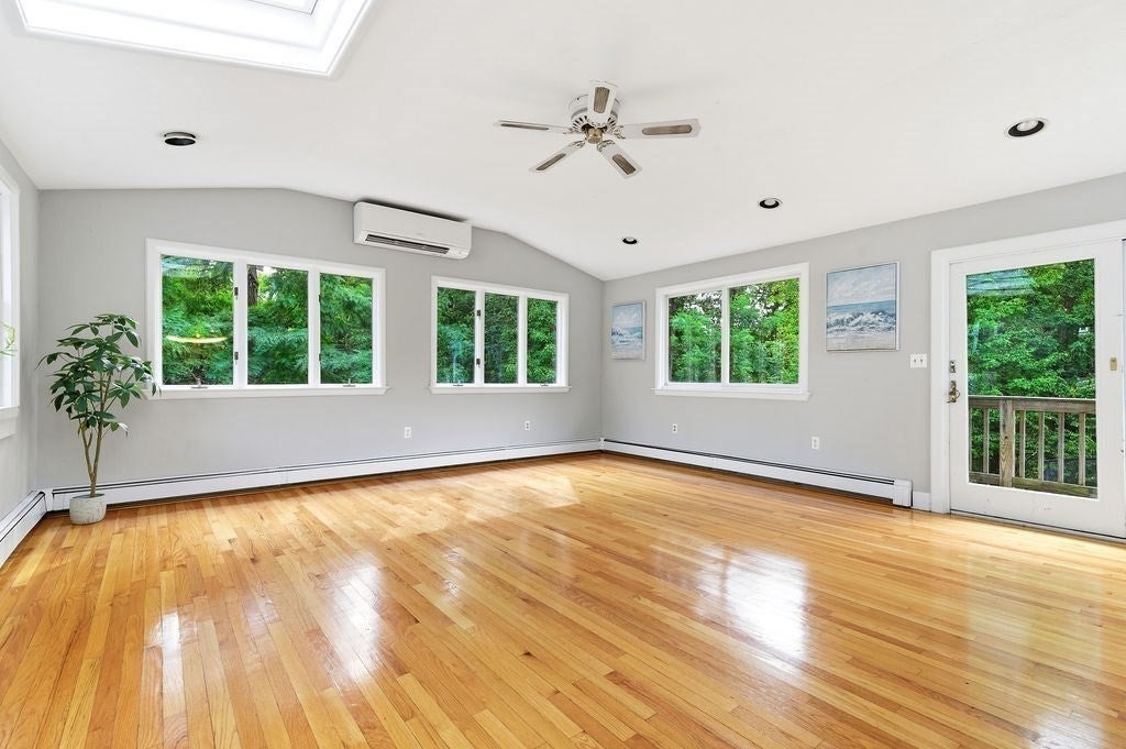 70 Century Road, Weymouth, MA, 70 Century Road, Weymouth, MA Photo #7