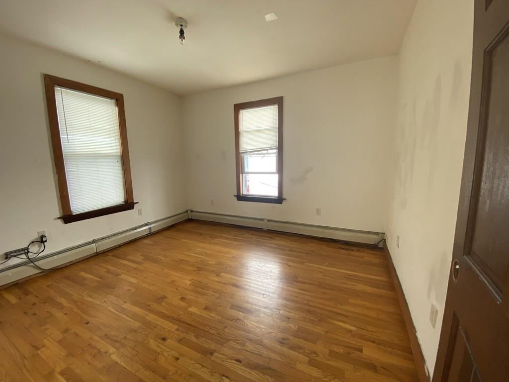 15 Duncan St