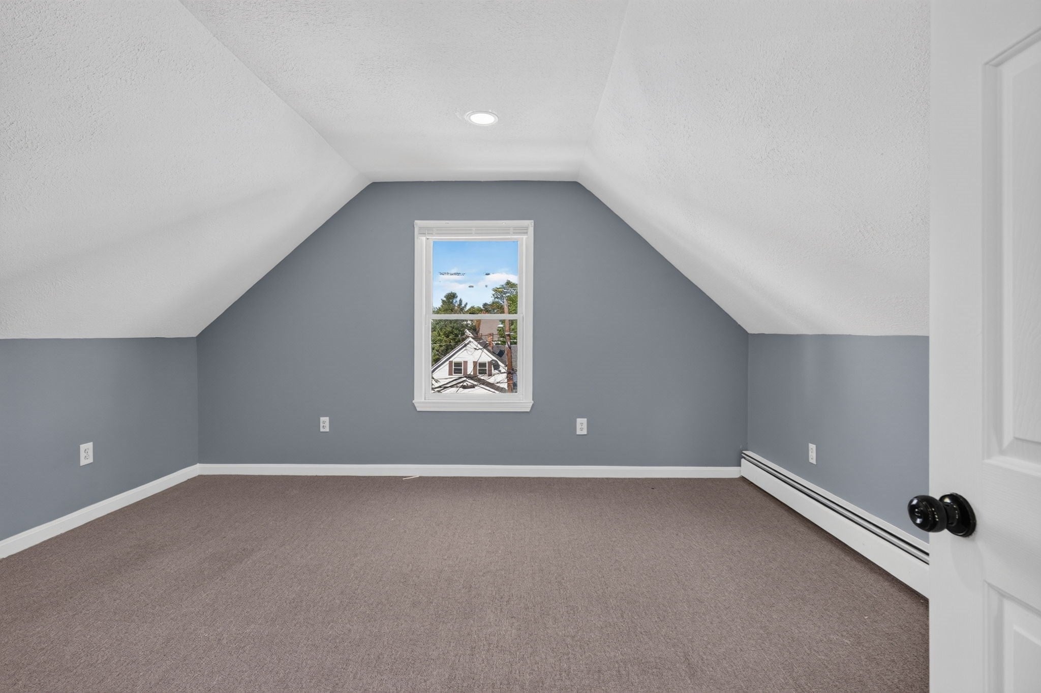 89 Third St, Lowell, MA Photo #26
