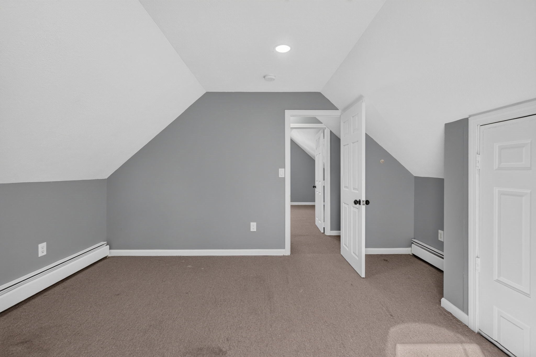 89 Third St, Lowell, MA Photo #28